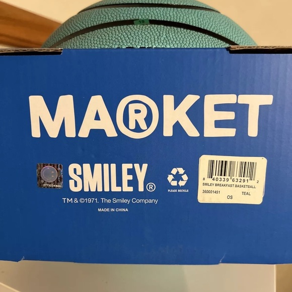 MARKET Breakfast Face Smiley Basketball NEW in BOX 2021 - Picture 4 of 4